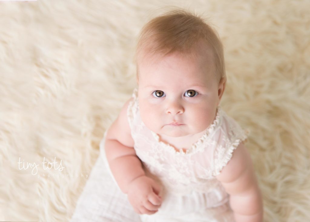 6 month old baby photos | Addie is half way to one! | Kristen Fotta